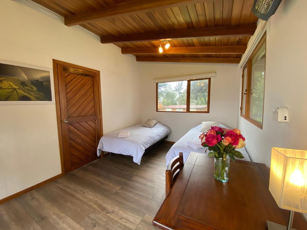 Hosteria Papagayo Cotopaxi Machachi Extérieur photo